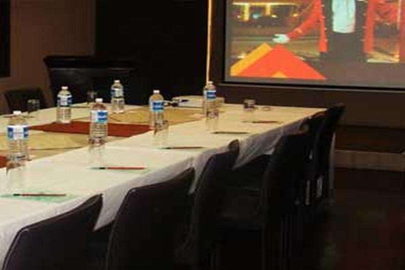 Hotel Siesta Hinjewadi Pune Extérieur photo